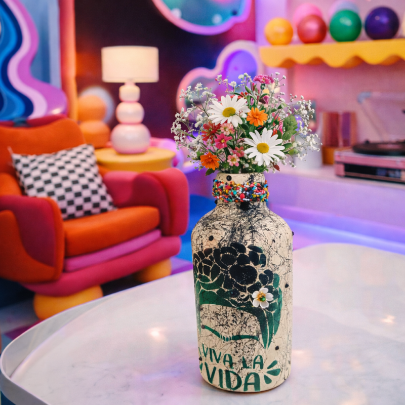 Verdelle χειροποίητο διακοσμητικό βάζο με floral σχέδιο, artistic λεπτομέρειες και ιδιαίτερο design από το DecoCorn